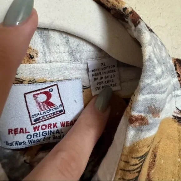 Vintage All Over Horse Button Down Shirt Size XL Winter Running Horse Print - Picture 3 of 7